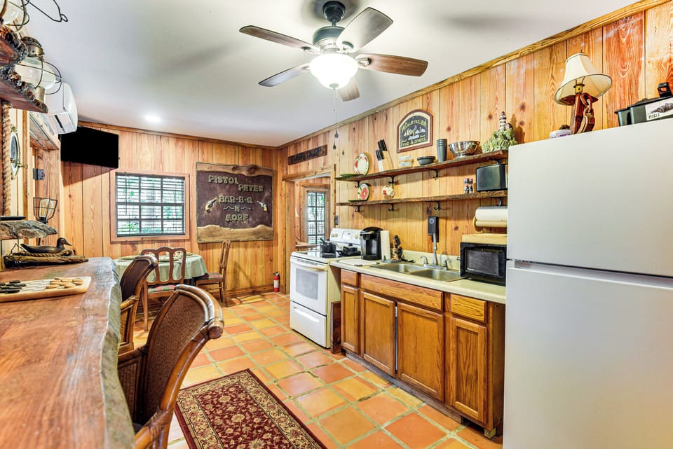 Addt'l Kitchen