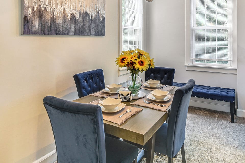 Dining Area | 1st Floor