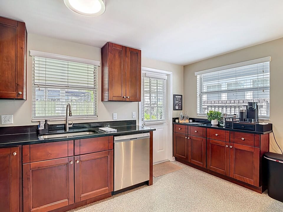 Fully Stocked Kitchen