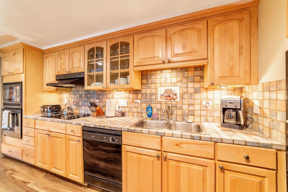Nice sized updated kitchen.