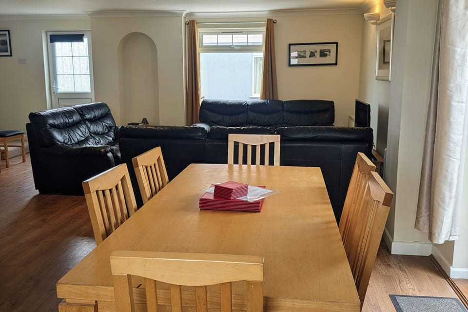 Open plan dining room