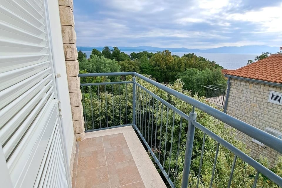 Balcony 2