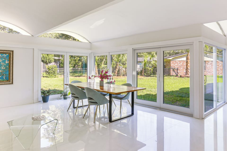 Open Layout | Formal Dining Area