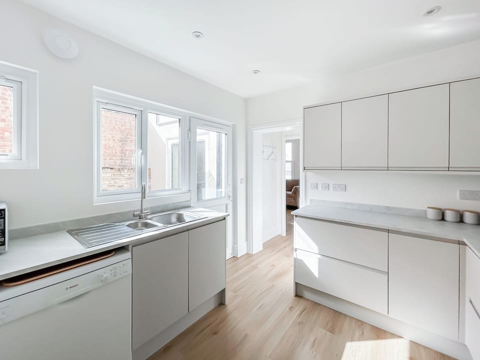 Kitchen | Seabreeze Retreat - Portland Retreats, Worthing