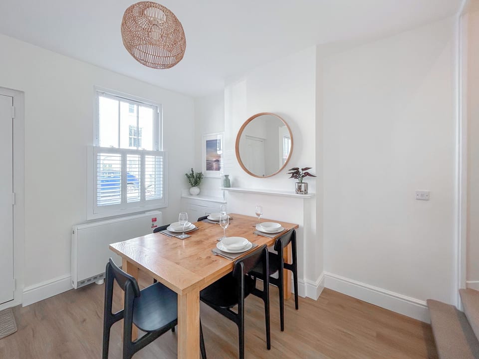 Dining Area | Seabreeze Retreat - Portland Retreats, Worthing