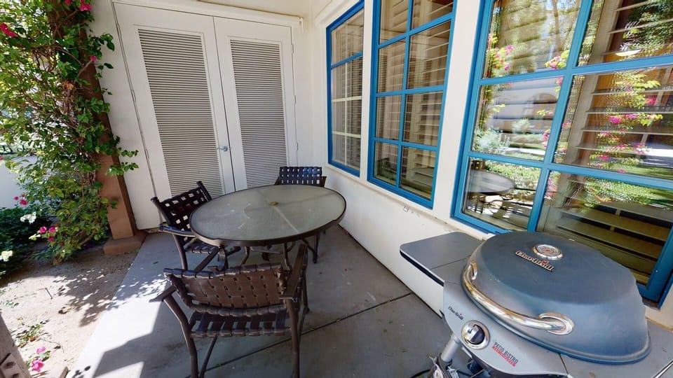 Living/Dining Room Patio