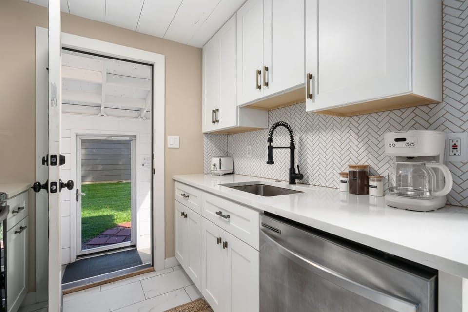 Fully-equipped Kitchen | Everything you need for a comfortable stay!
