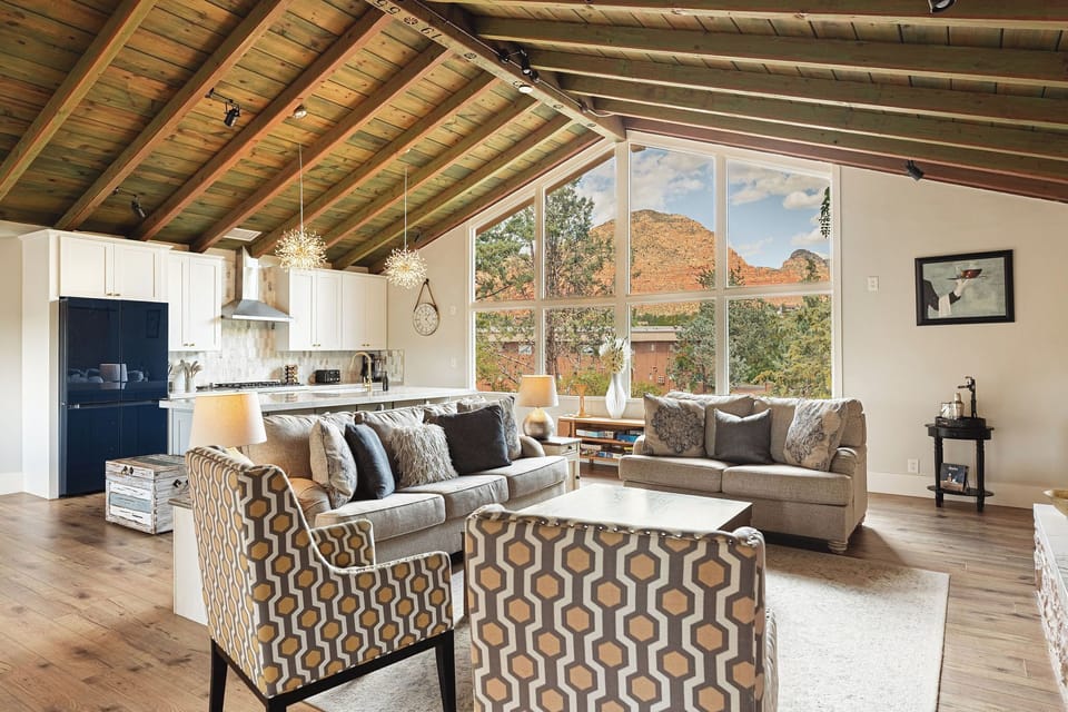 Thunder Mountain Views