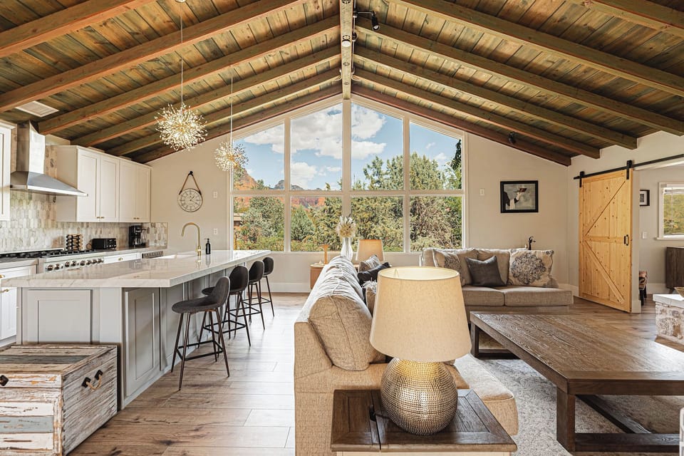 Spacious living room
