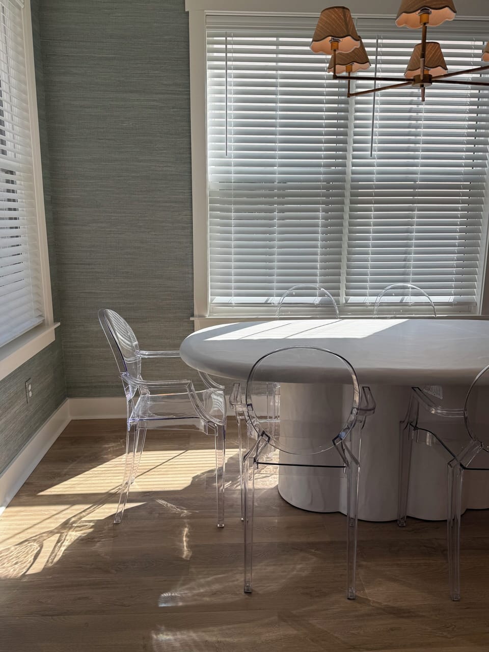 Dining Table seats 6