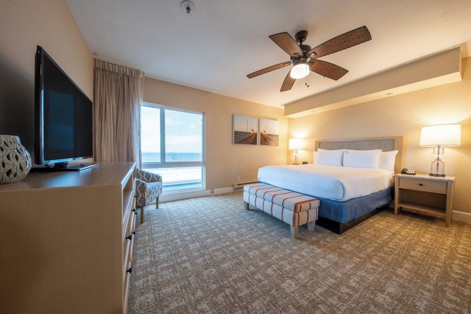 Unit with comfortable bed