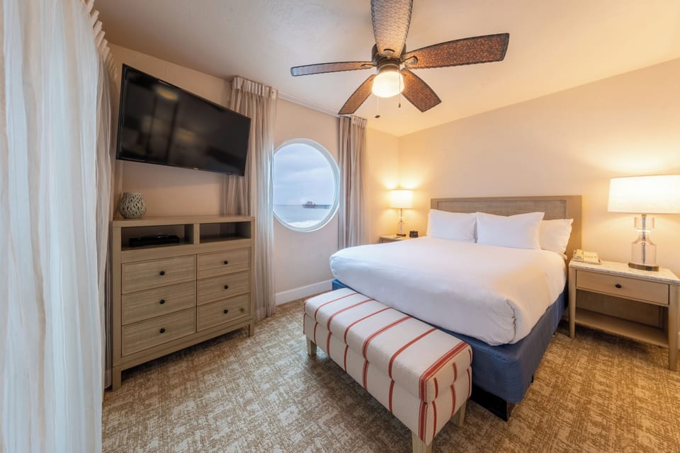 Unit with comfortable beds