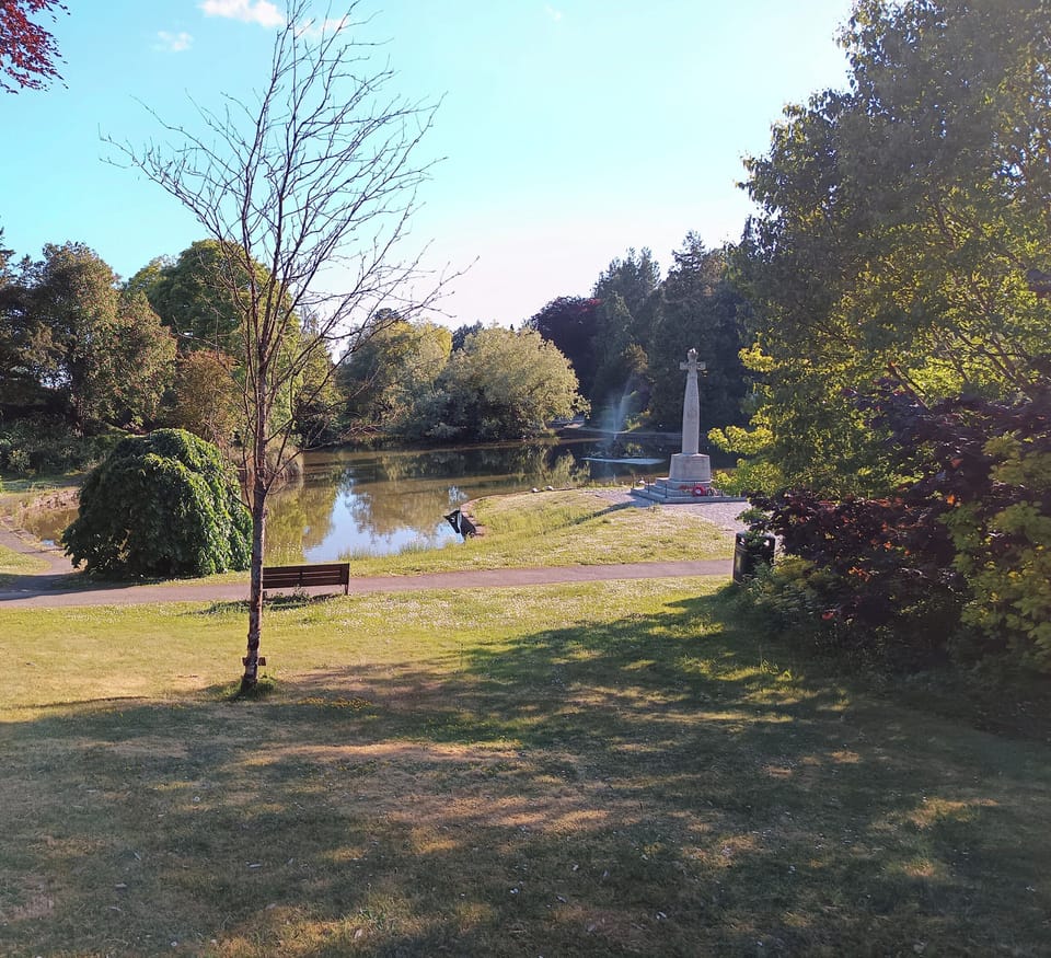 ornamental gardens close by