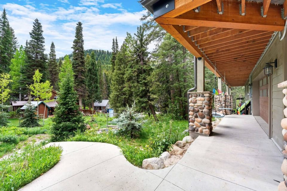 Enjoy the fresh air in the spacious outside area.