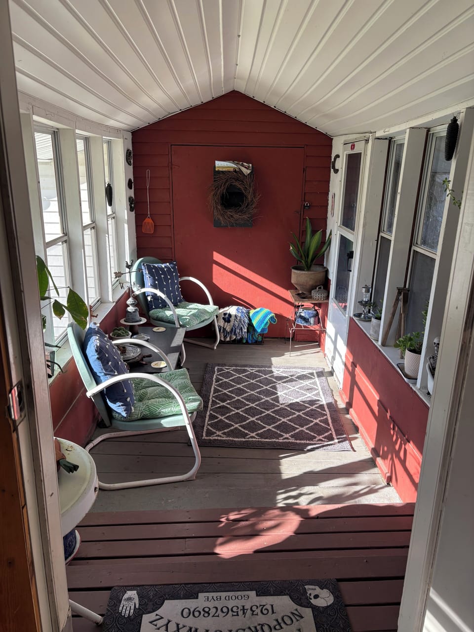 You can smoke in this part of the house.