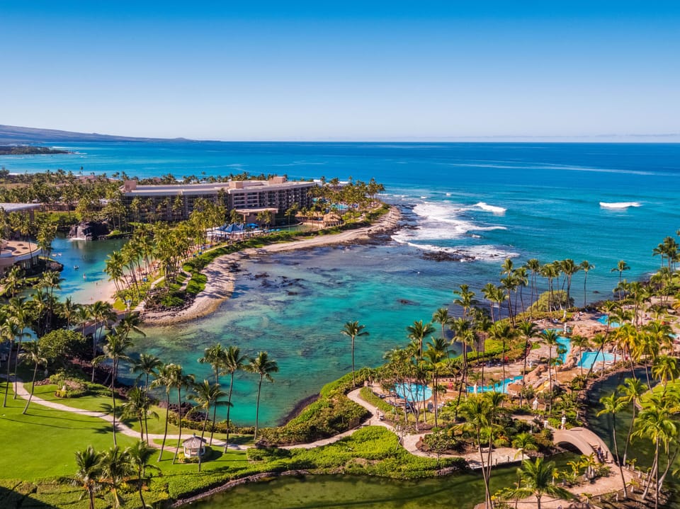 NEW - Enjoy 10 COMPLIMENTARY day passes at the Hilton Waikoloa Resort pools and waterslides.  Enjoy the #1 Hawaii Resort ranked by USA Today while having the comfort of your own 4BR home