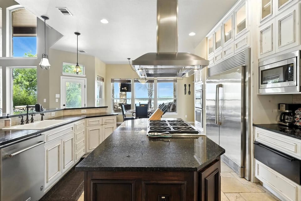 Kitchen Island - Gas Stove