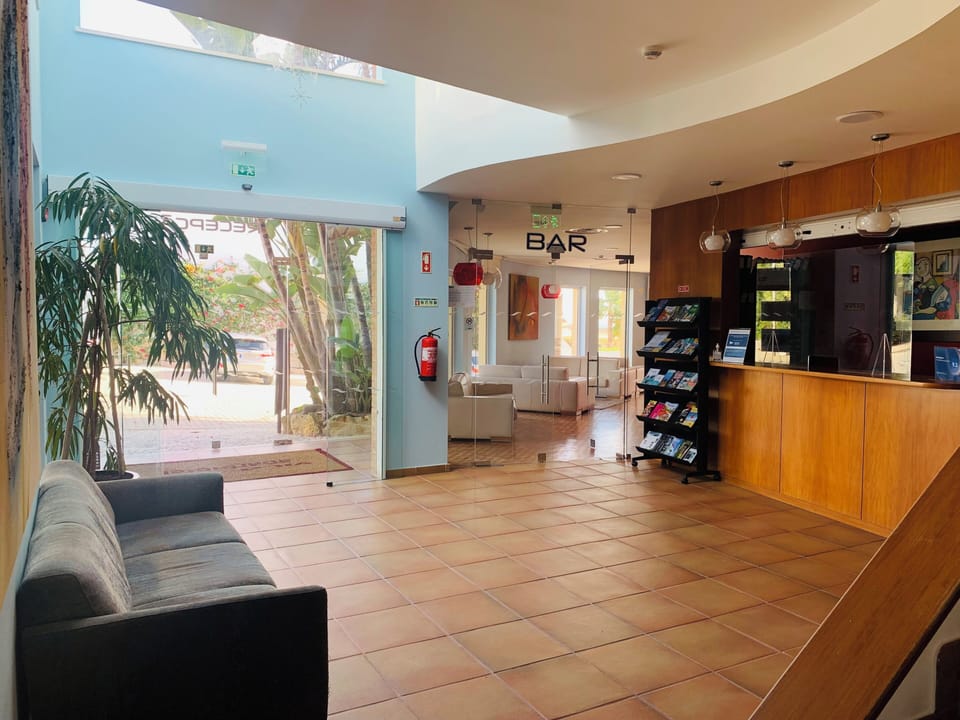 Settle in with friends in the spacious, sun-washed sitting area.