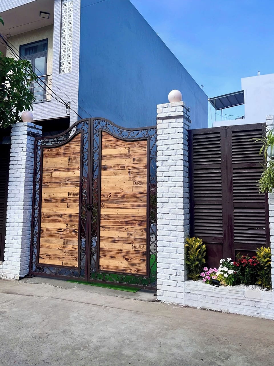 Exterior detail