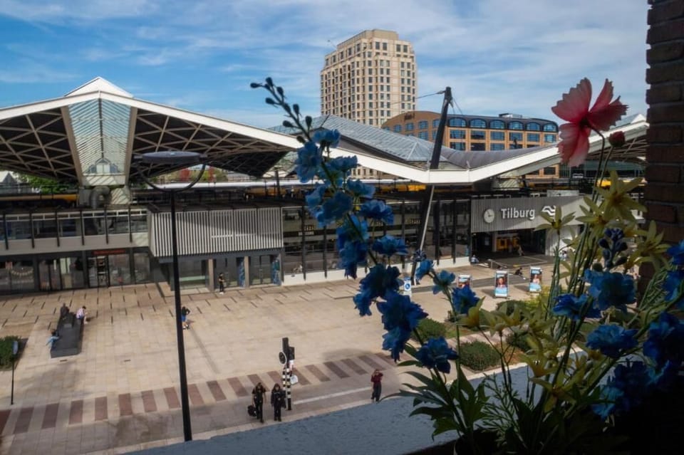 Enjoy live concerts and festivals at 013, the heart of Tilburg’s vibrant nightlife scene.