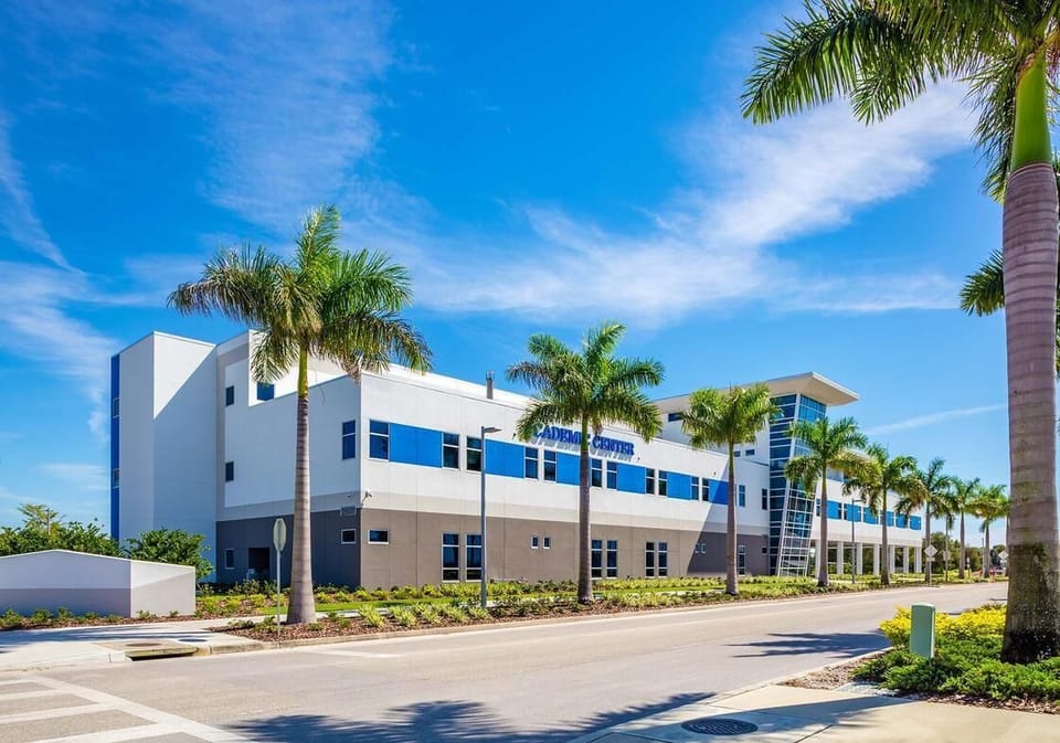 IMG Academy - a 6 min drive, perfect for campus visits, camps, and tournaments.