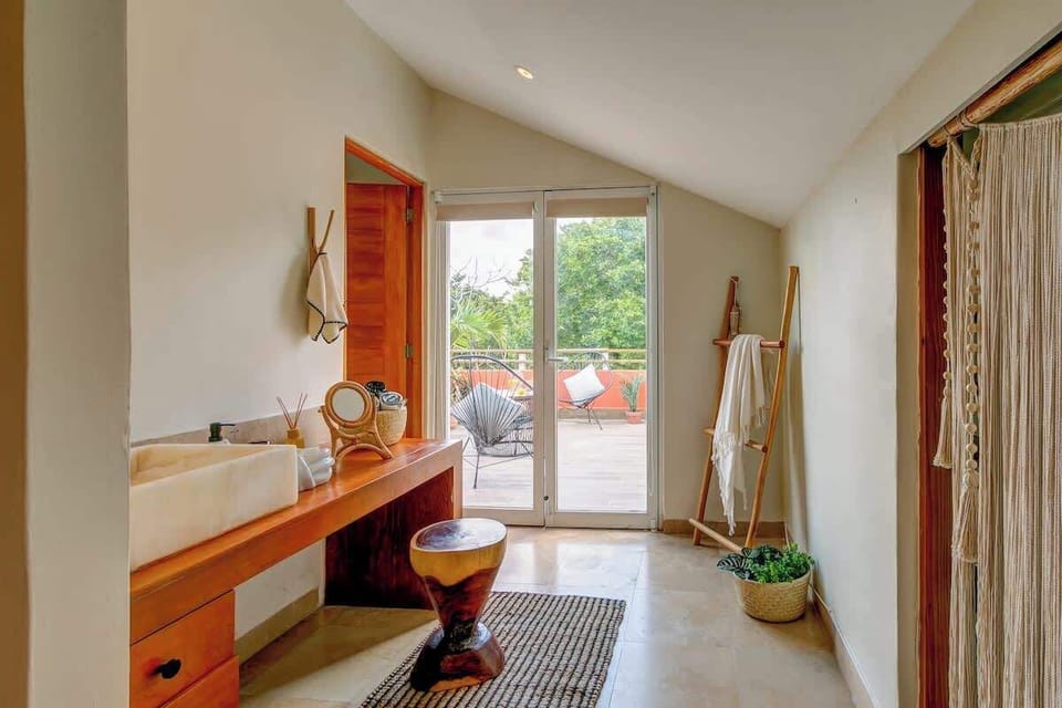 Third room full bathroom.