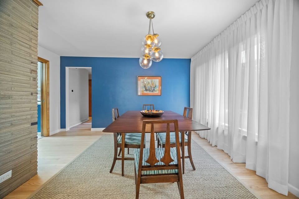 dining area: off living room with access to kitchen and 3 first floor bedrooms