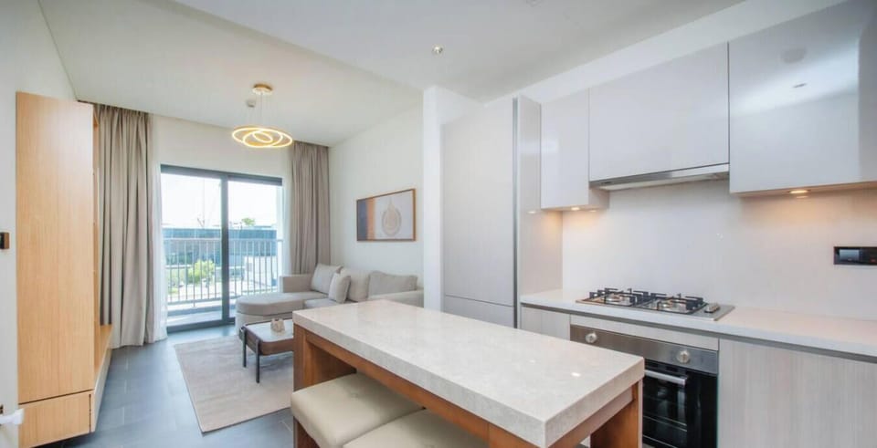 hellobnb-onebedroom-crest