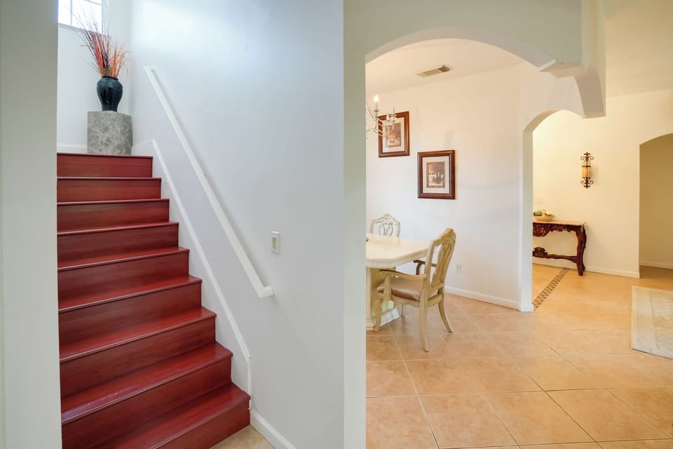 Stairs to 2nd Floor