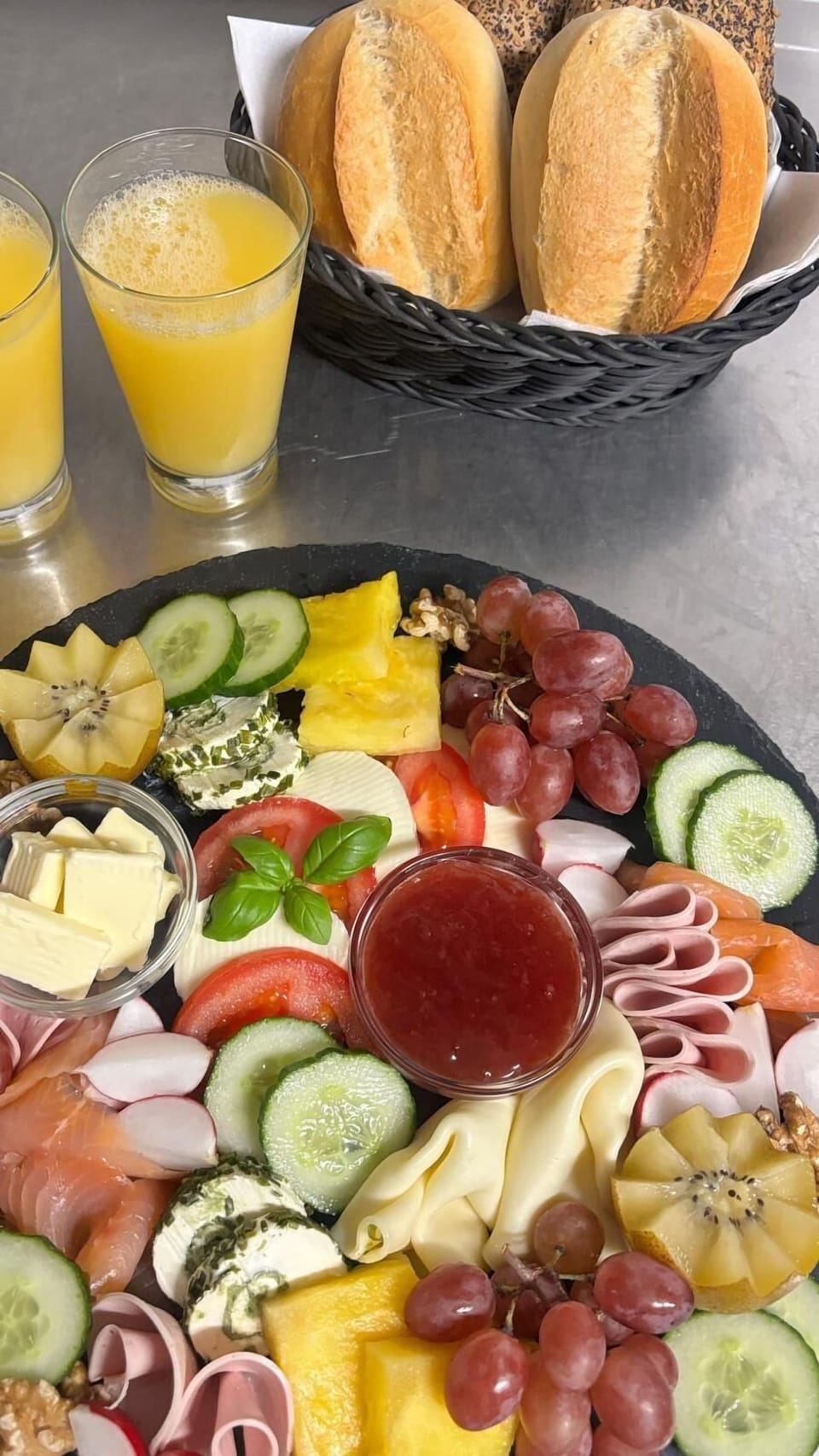 Breakfast meal