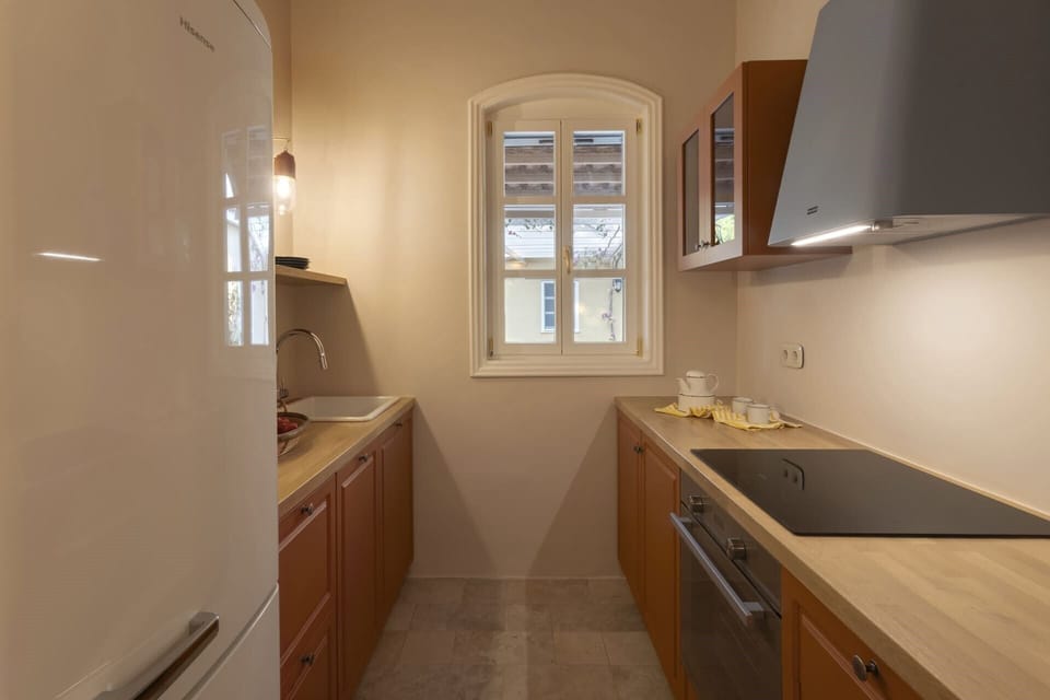 The Guardhouse's kitchen.