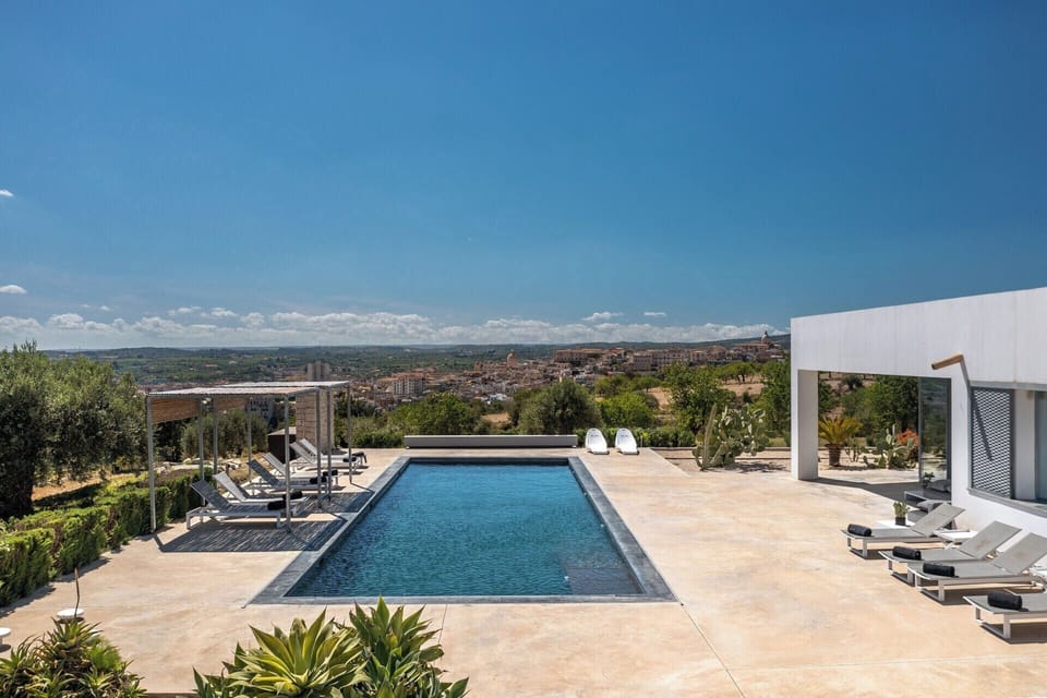 Dietro al Muro's wonderful pool with its views over Noto.