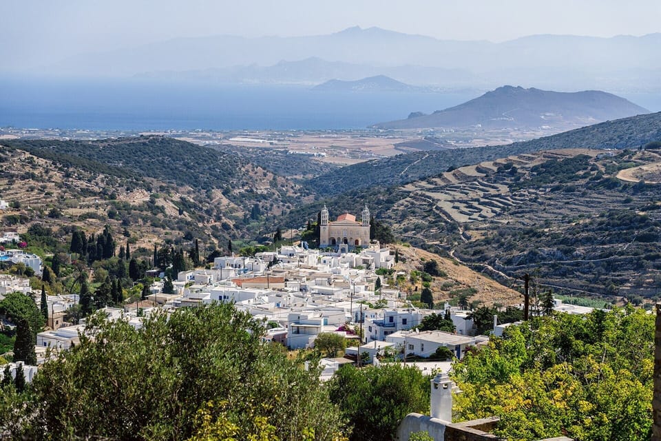 The hill-top village of Lefkes in the centre of Paros.
