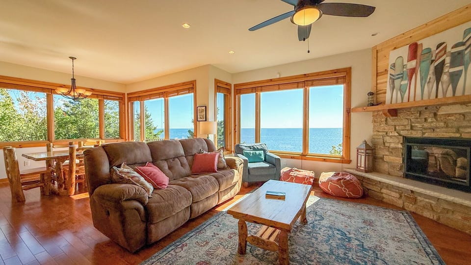Windsong 608 is a 3-bedroom, 2-bathroom townhome cottage in Beaver Bay, Minnesota.