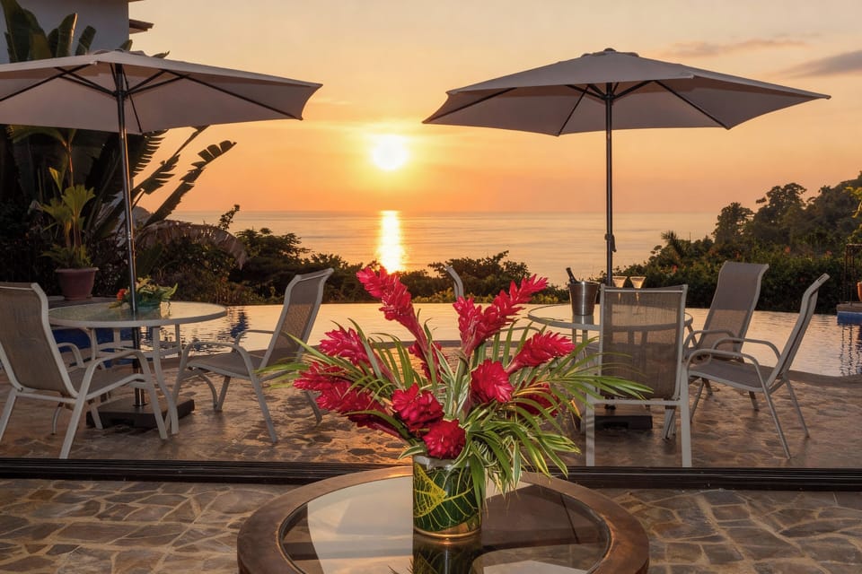 Tulemar Garden House sunset