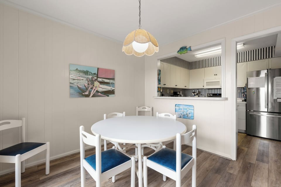 VI4: The Sound of Family | Bottom Level Dining Area