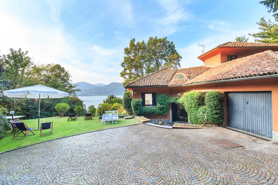 Villa Nassi - Ispra, Lake Maggiore - by Northitaly Villas Vacation Rentals
