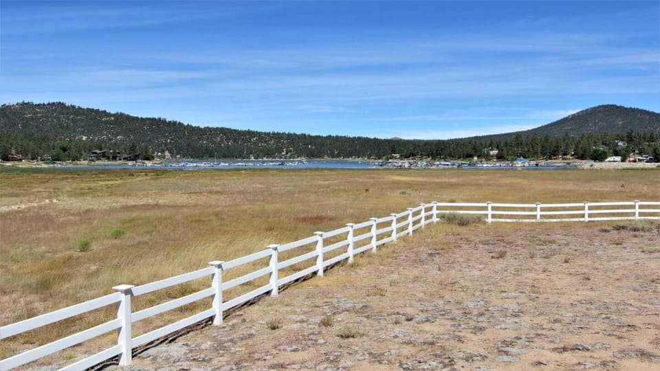 Wide Open Lake Views