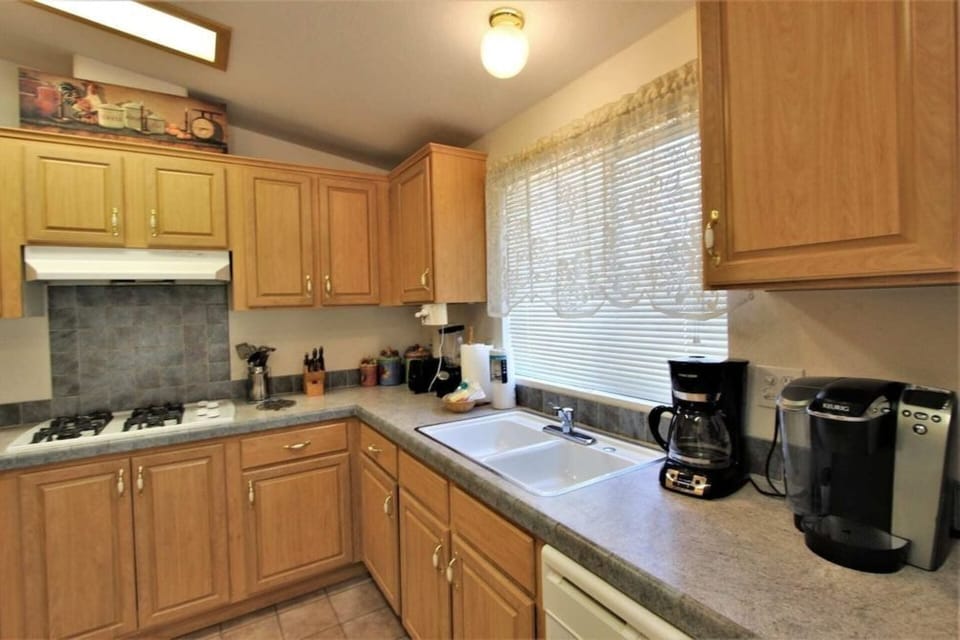 Well-Equipped Kitchen