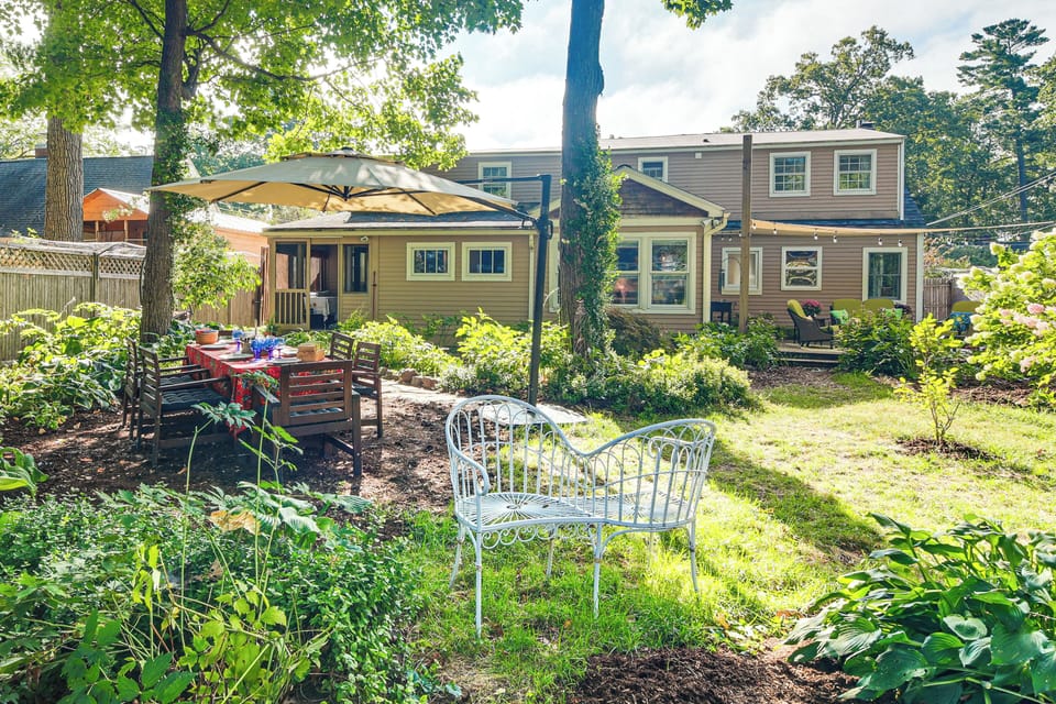 Fenced Backyard | Seating & Dining Areas | Electric Grill