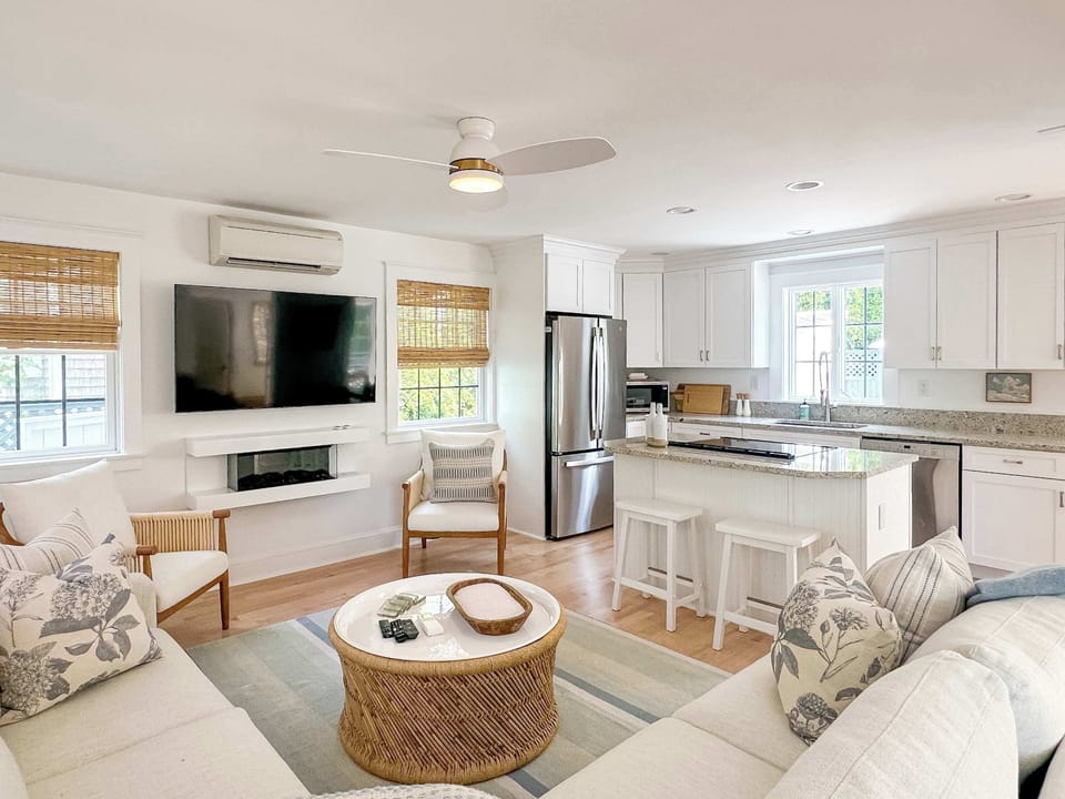 Living area and kitchen