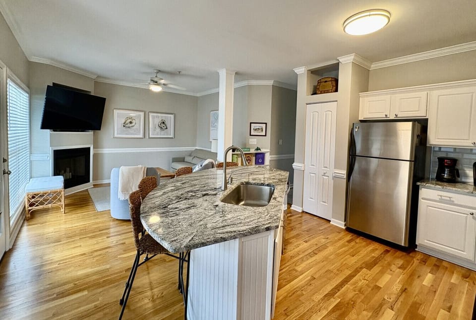 Spacious kitchen area
