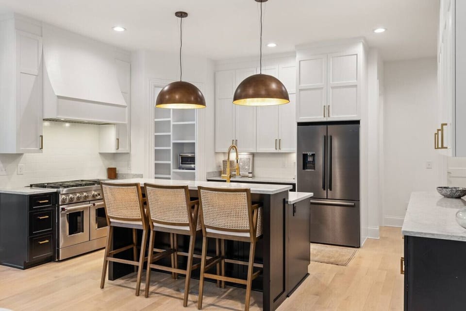 Fully equipped kitchen for all of your cooking needs.
