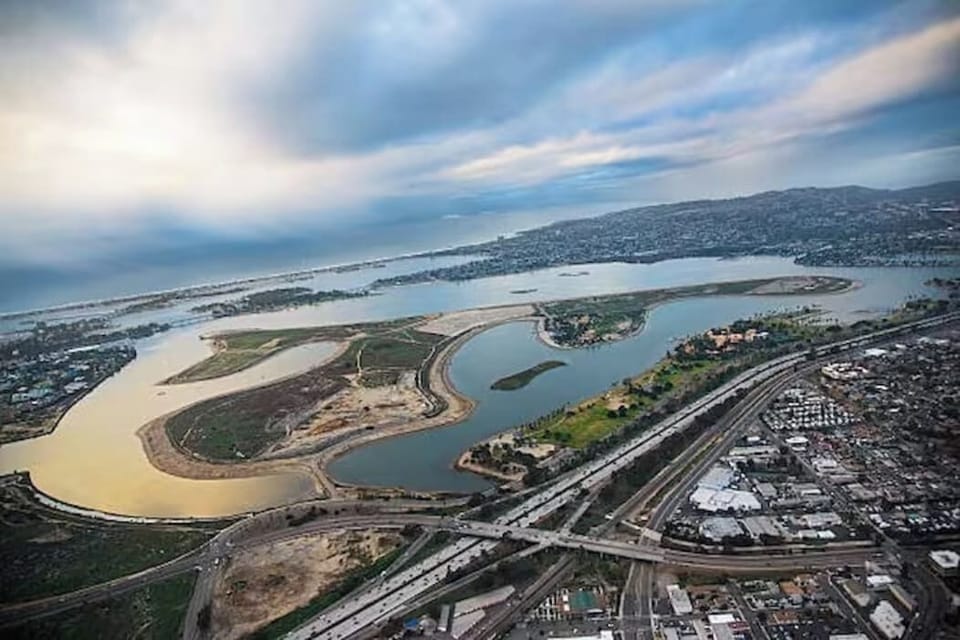 Panoramic views of the bay and surrounding landscape from this elevated vantage point. Perfect for those seeking tranquil, scenic beauty while still conveniently close to the city's amenities. 