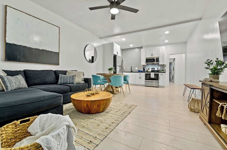 Living area in the unit A
