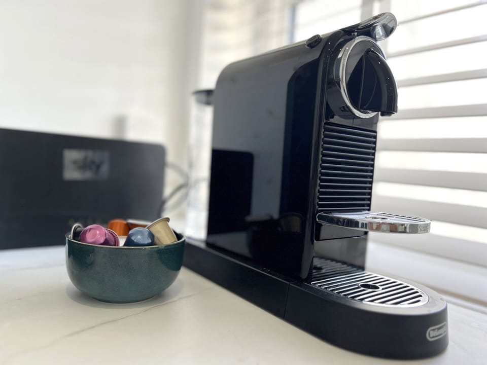 fully equipped kitchen include microwave oven air fryer dishwasher coffee machine and washing machine