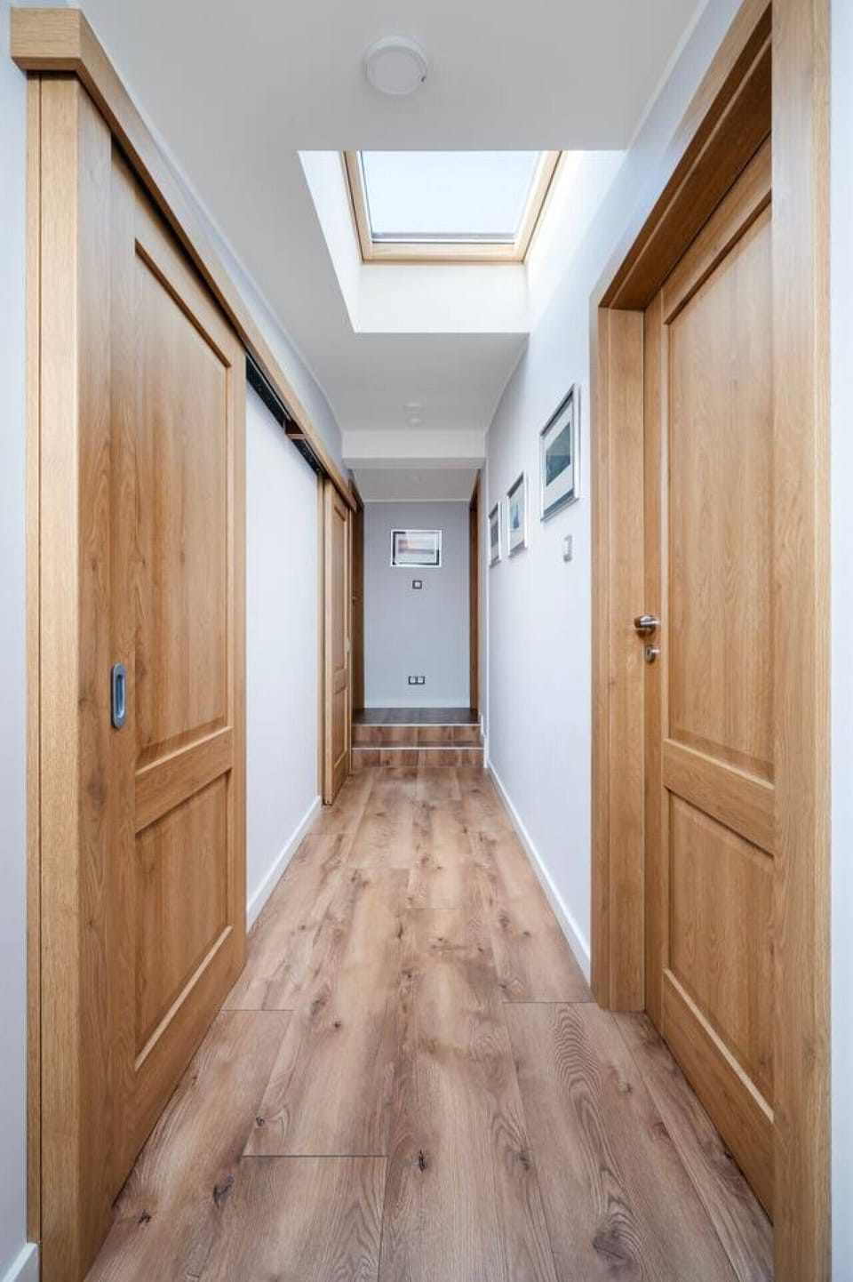 Corridor | Book now with RENTUJEMY.COM
