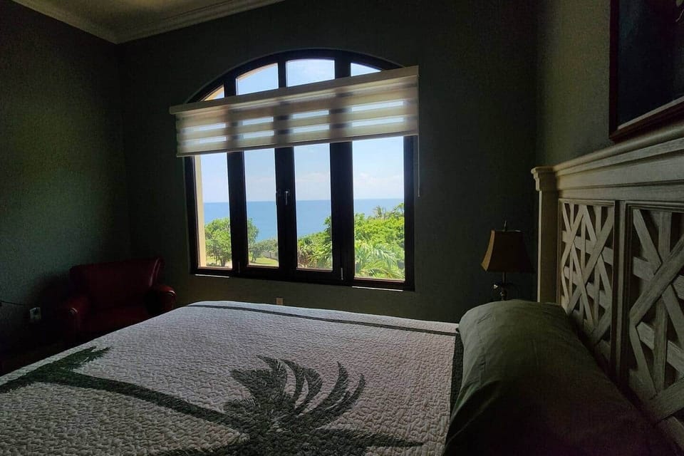 Upper Guest Room