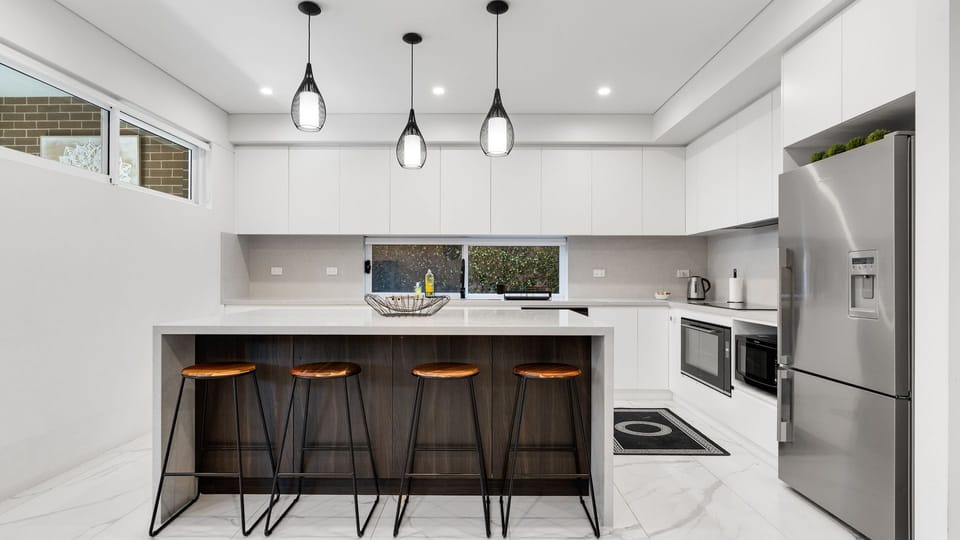 Modern kitchen with breakfast bench