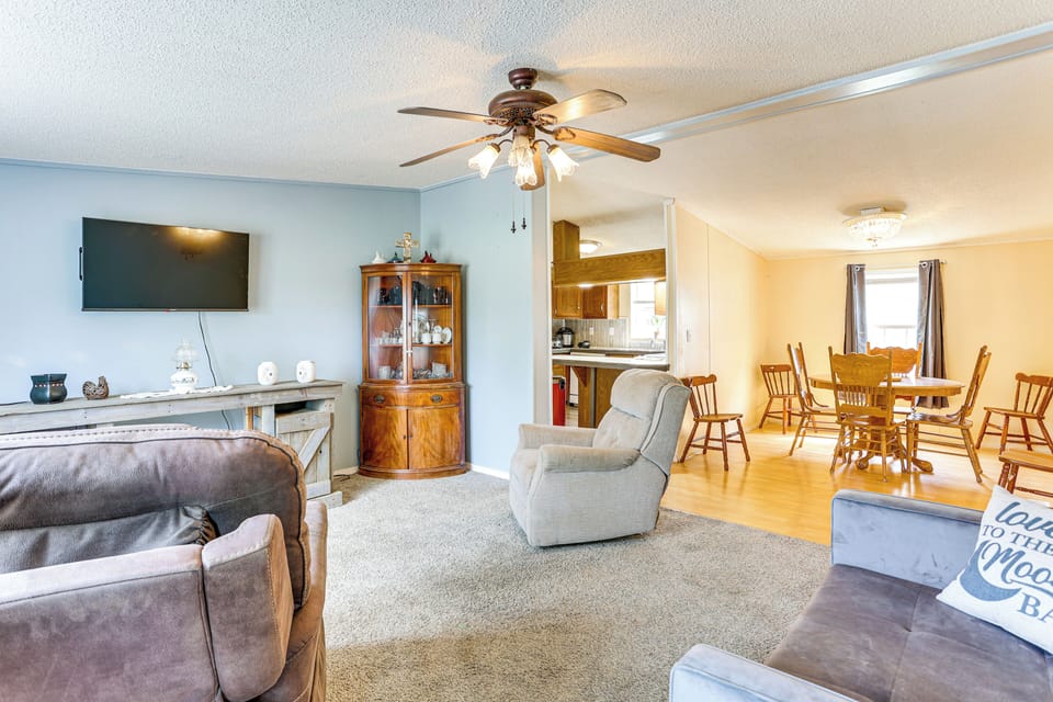 Paris Vacation Rental | 2BR | 2BA | Step-Free Access | 1,800 Sq Ft